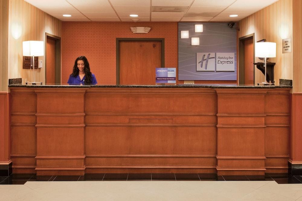 Holiday Inn Express & Suites Pembroke Pines-Sheridan St By Ihg Экстерьер фото