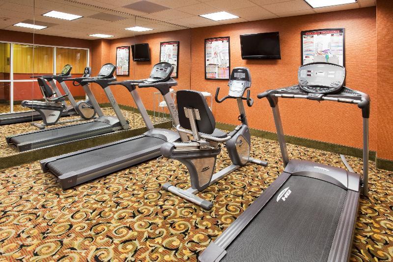 Holiday Inn Express & Suites Pembroke Pines-Sheridan St By Ihg Экстерьер фото